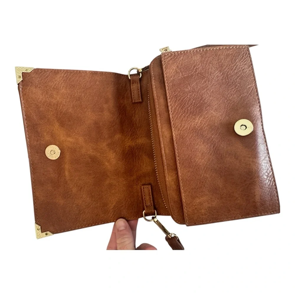 Urban Expressions Brown Faux Leather Crossbody Bag